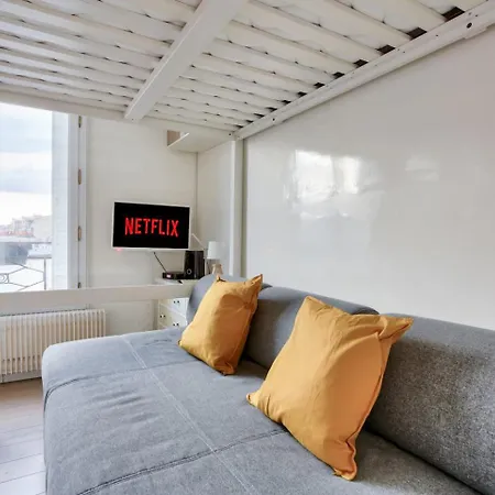 - Quartier Tour Eiffel 3 Free Netflix Apartment *